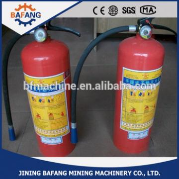 Fire fighting powder type fire extinguisher