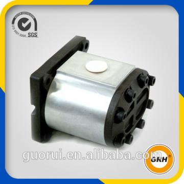 rotary hydraulic oil pump for agricultural machine