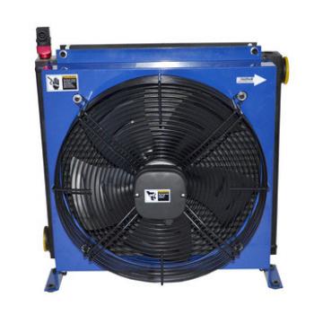 Hydraulic cooler with fan
