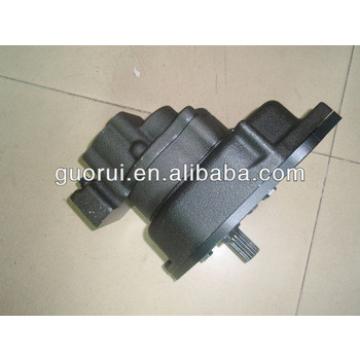 Hydraulic flow divider with check valves